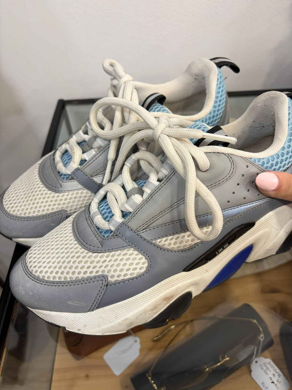 Zapatillas Dior B22: Elegancia y Comodidad en Cada Paso
