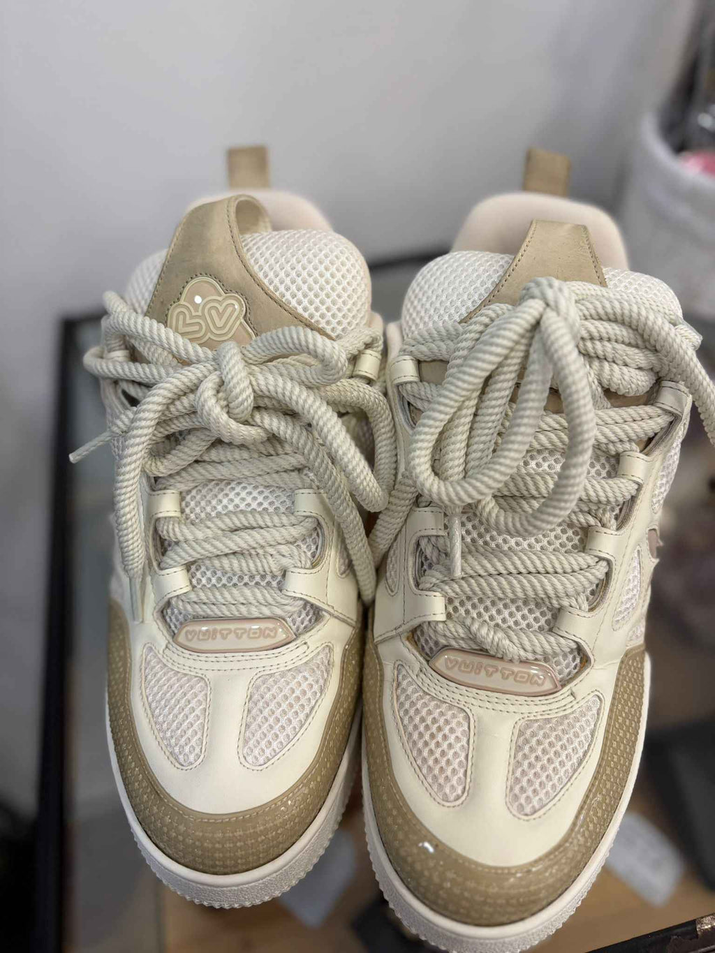 Zapatillas Louis Vuitton LV Skate Beige: El Estilo Rebelde que Necesitas