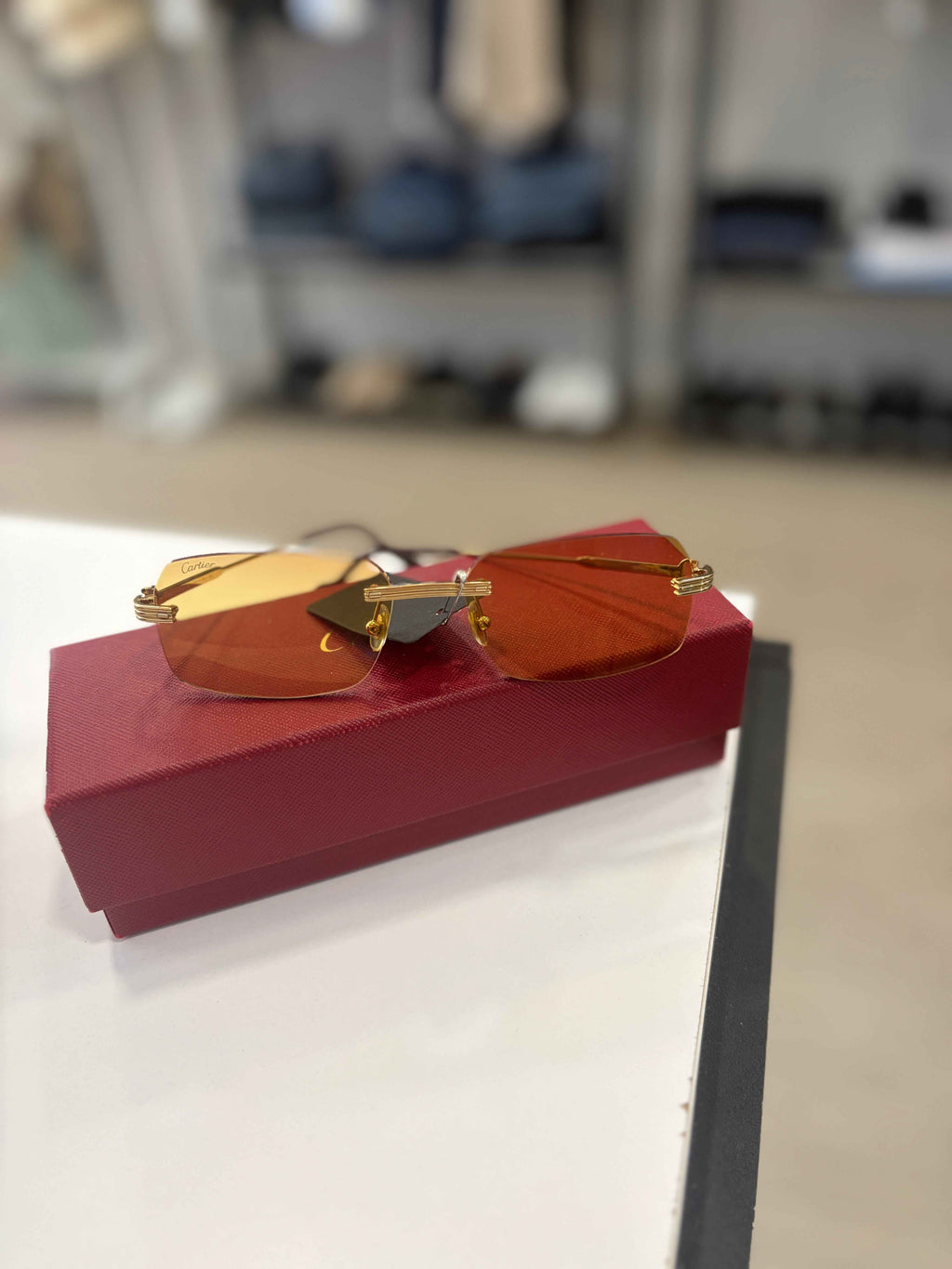 Gafas de sol Cartier CT0330S: Estilo y Elegancia en Cada Mirada