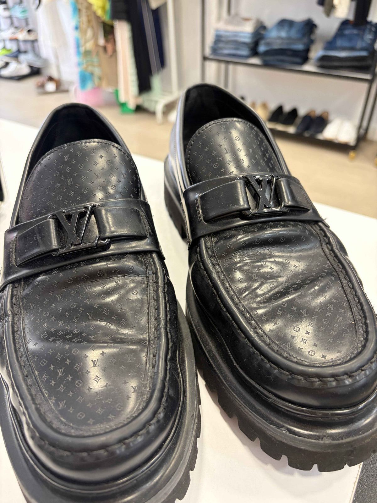 Mocasines Louis Vuitton Major: Elegancia y Comodidad en Piel Monogram Mini
