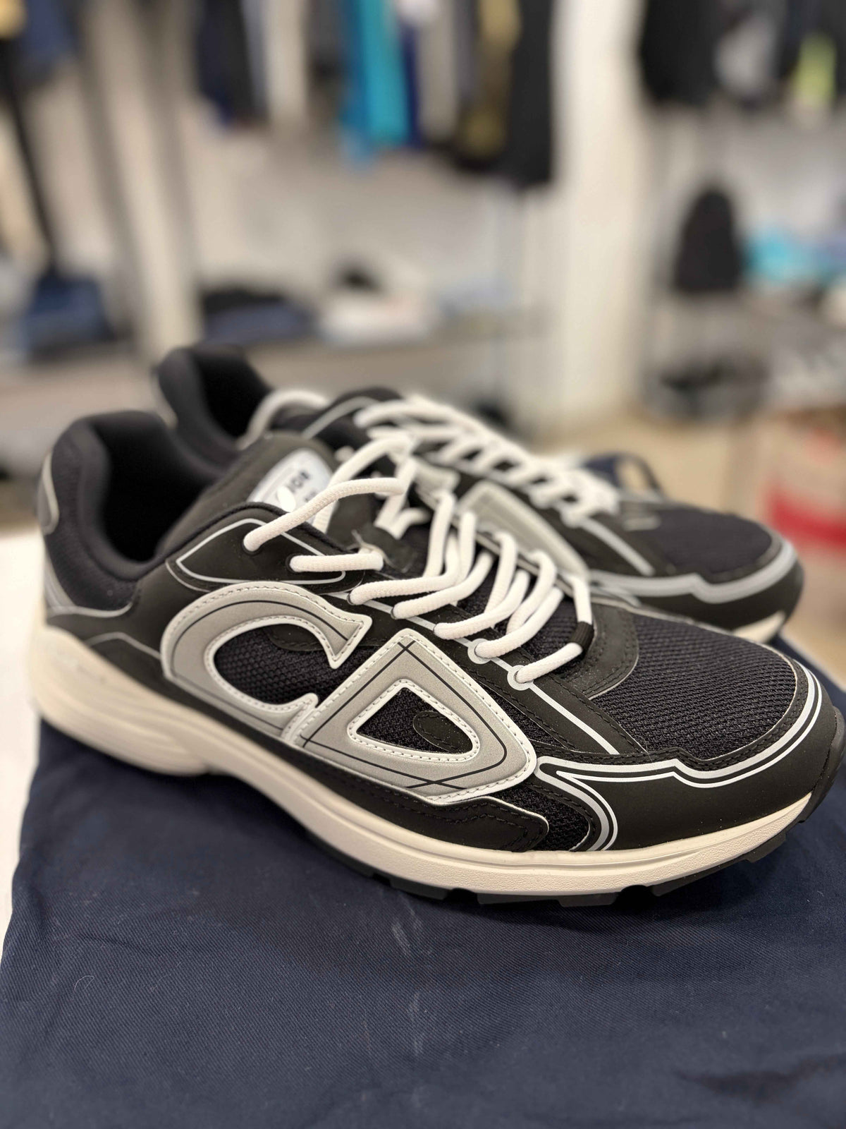 Zapatillas Dior B30 Sneakers: Estilo, Confort y Exclusividad para Cada Paso