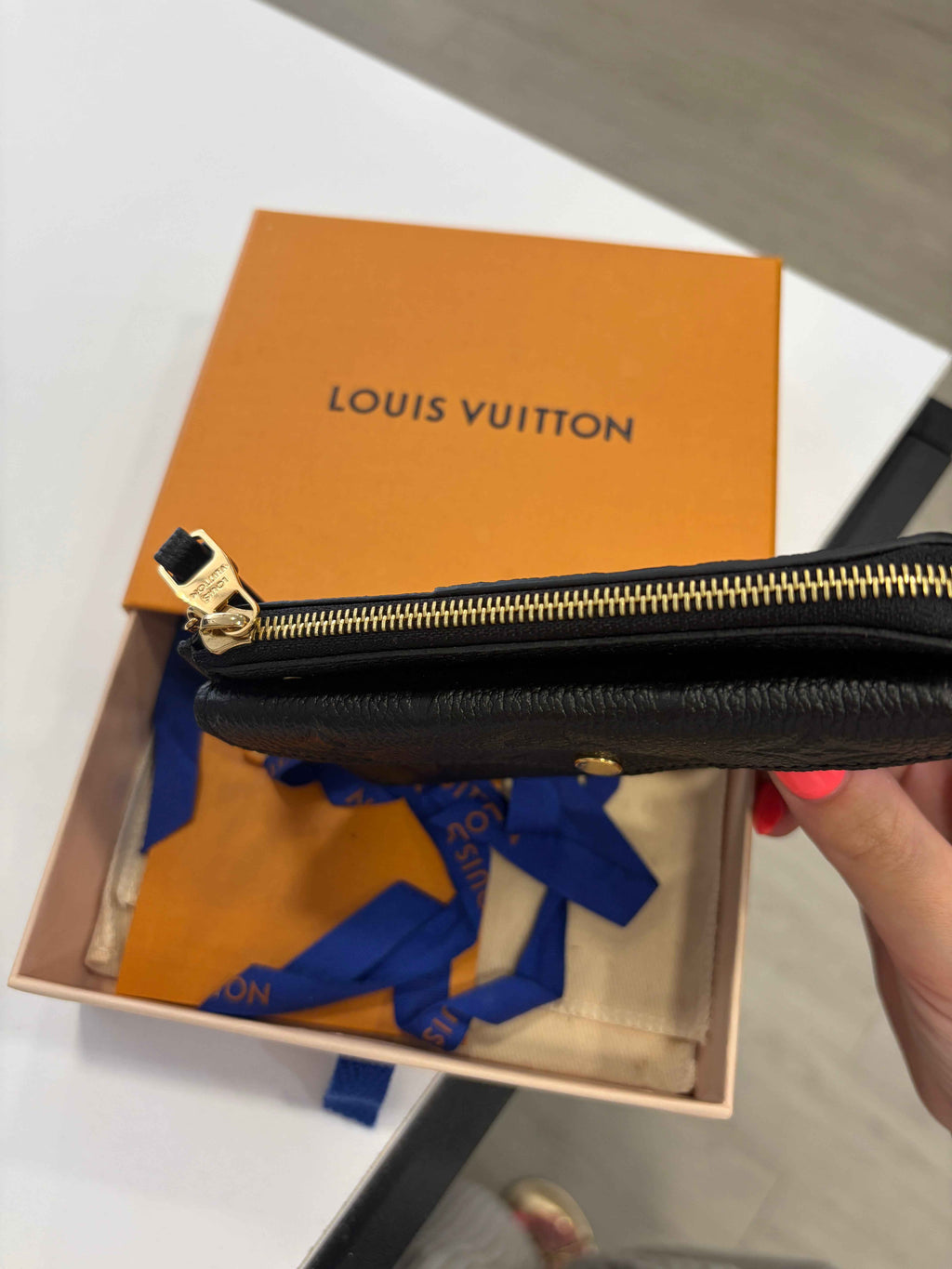 Tarjetero Louis Vuitton Recto Verso: Elegancia y Funcionalidad en tu Bolsillo