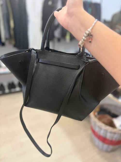 Bolso DeMellier The Midi New York: La Elegancia y Versatilidad que Transforma tu Estilo