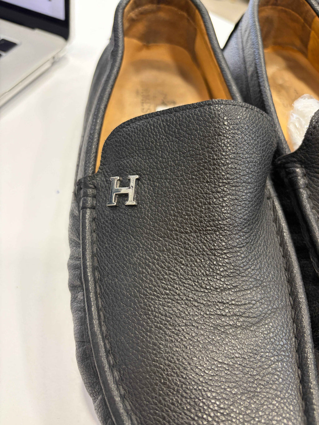Mocasines de Piel Hermès: Elegancia y Comodidad para Cada Ocasión