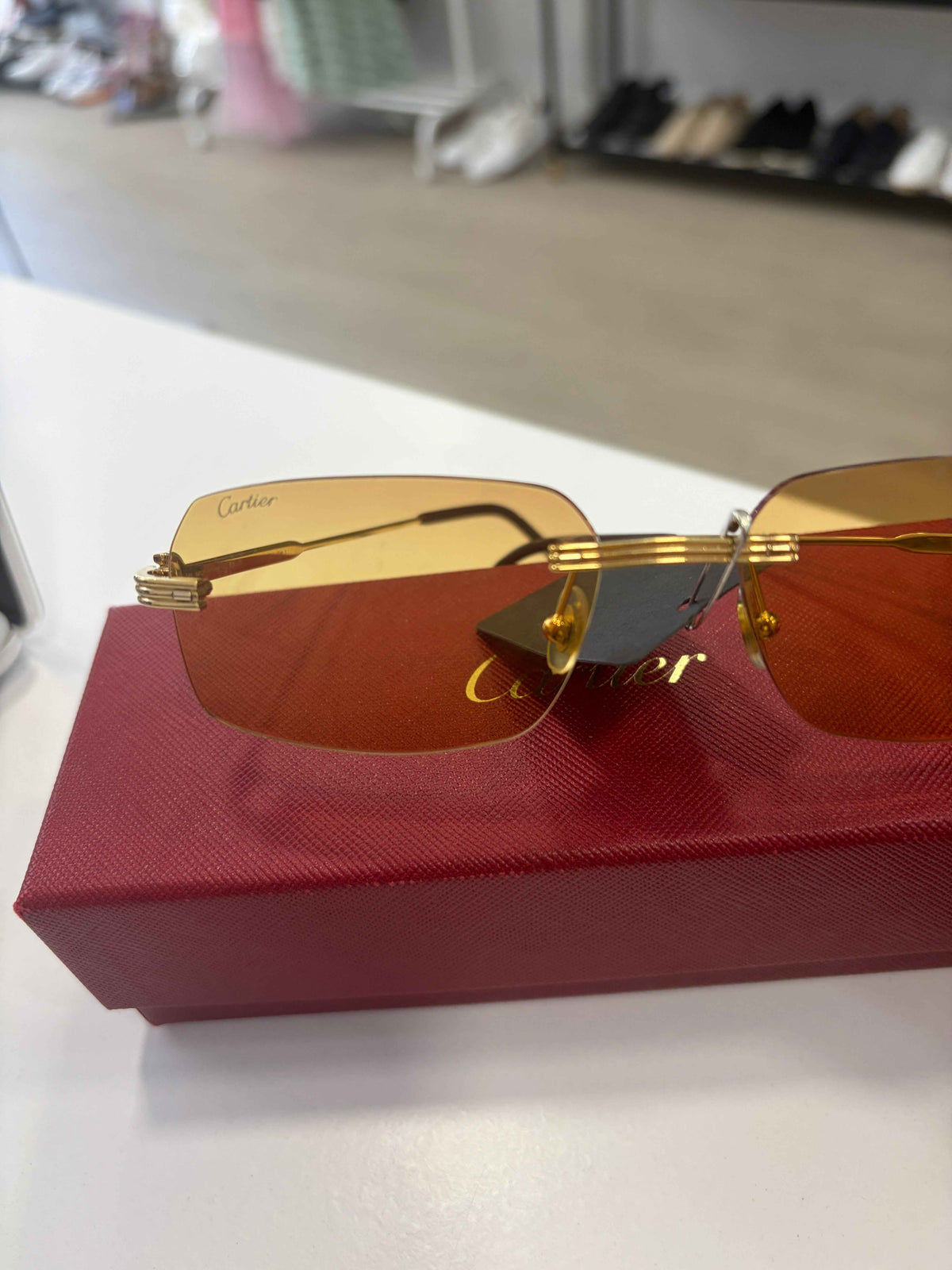 Gafas de sol Cartier CT0330S: Estilo y Elegancia en Cada Mirada