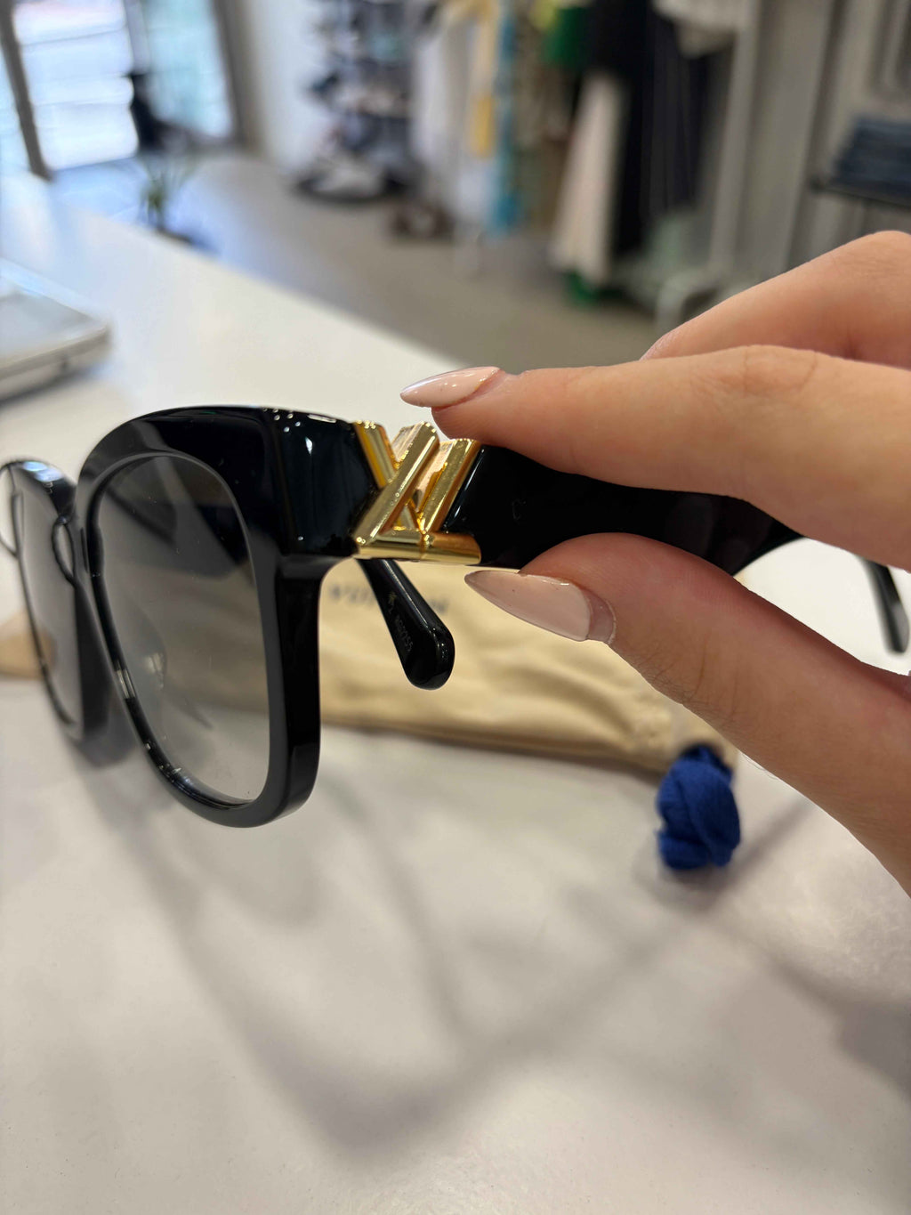 Gafas de sol Louis Vuitton LV-GO14: El Toque de Distinción que Necesitas