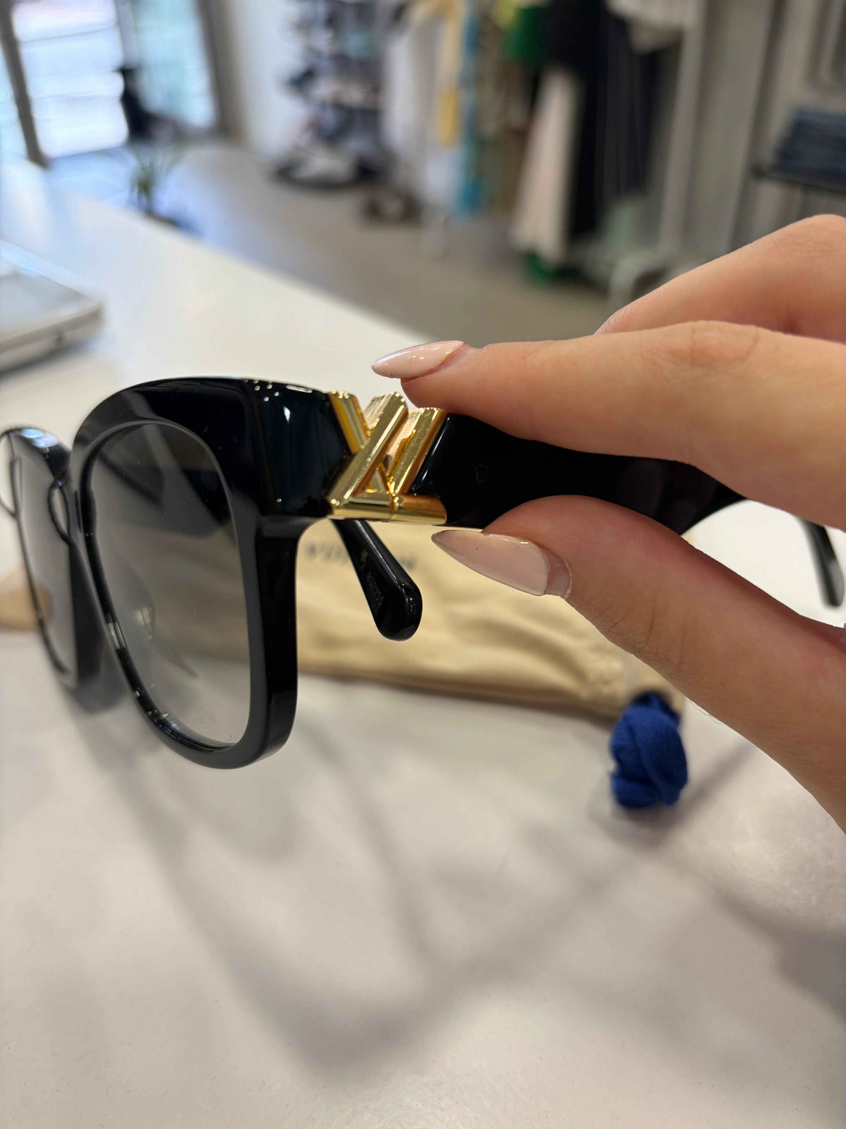 Gafas de sol Louis Vuitton LV-GO14: El Toque de Distinción que Necesitas