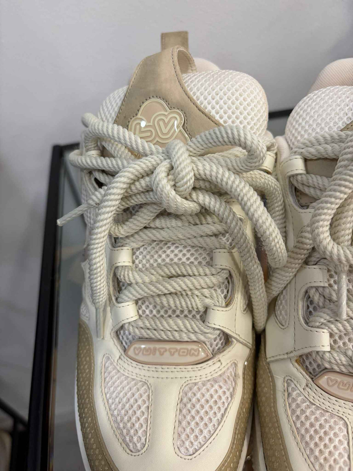 Zapatillas Louis Vuitton LV Skate Beige: El Estilo Rebelde que Necesitas