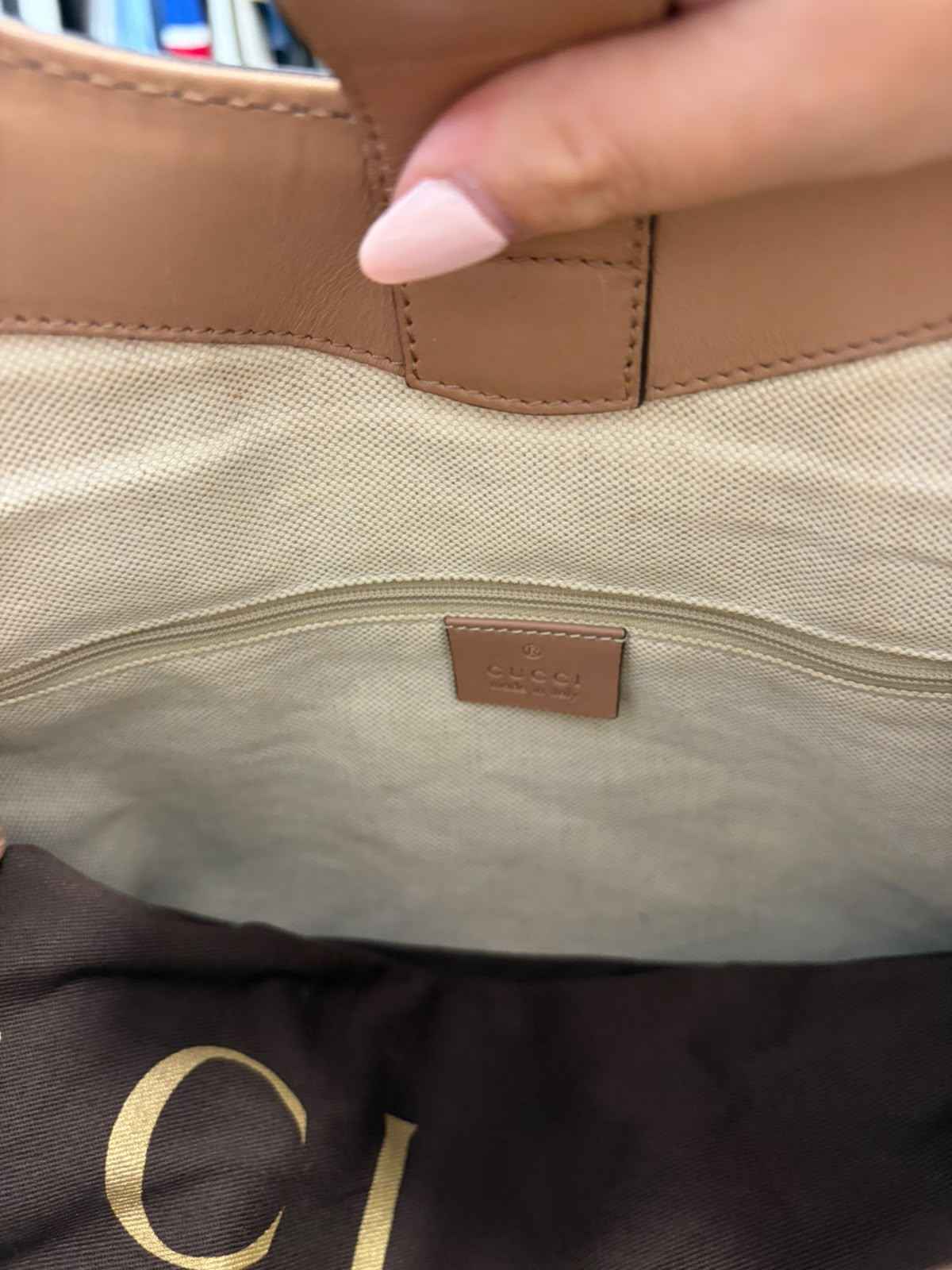 Bolso Gucci Sukey Elegante: La Combinación Perfecta de Estilo y Funcionalidad