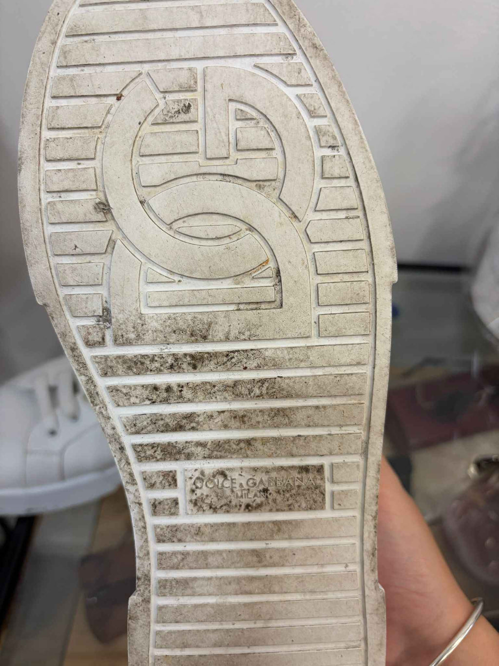 Zapatillas Dolce & Gabbana Portofino: Elegancia Casual para Cada Ocasión