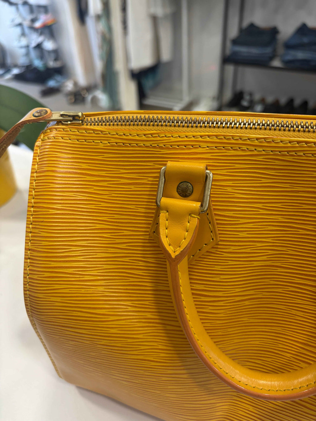 Bolso Speedy Amarillo Louis Vuitton