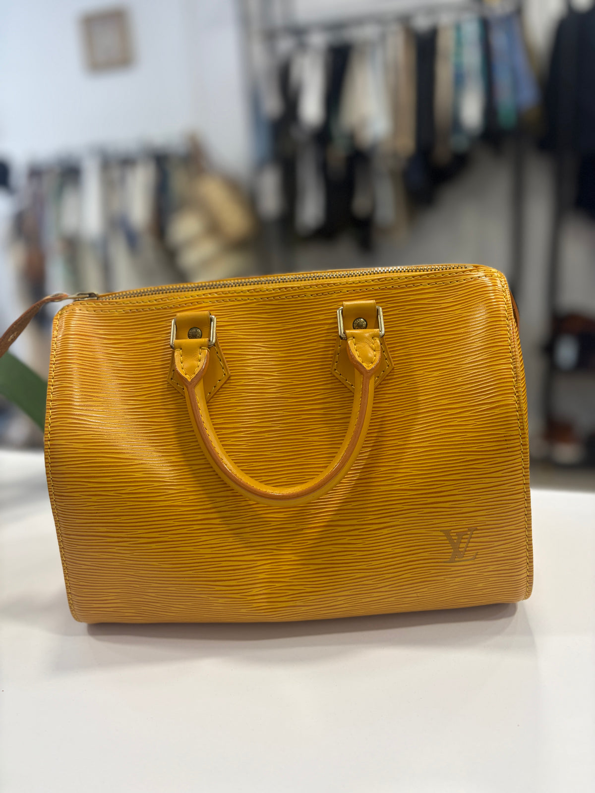 Bolso Speedy Amarillo Louis Vuitton