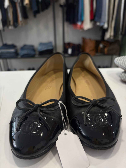 Bailarinas clásicas de Chanel: Elegancia y Confort Diarios