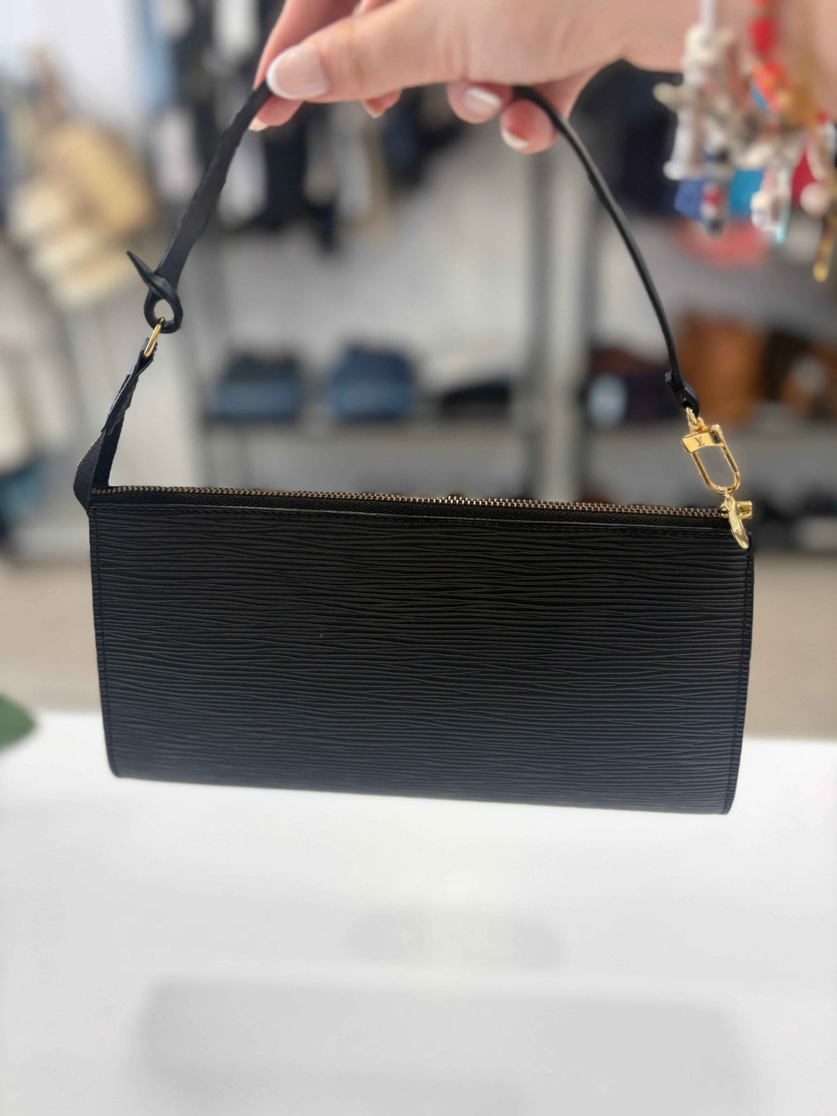 Bolso Pochette Negro Louis Vuitton